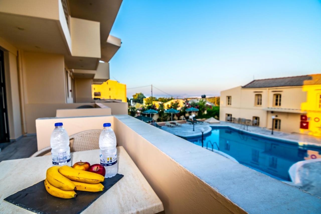 Orestis Hotel Sea View Apartments Stalós Exterior foto