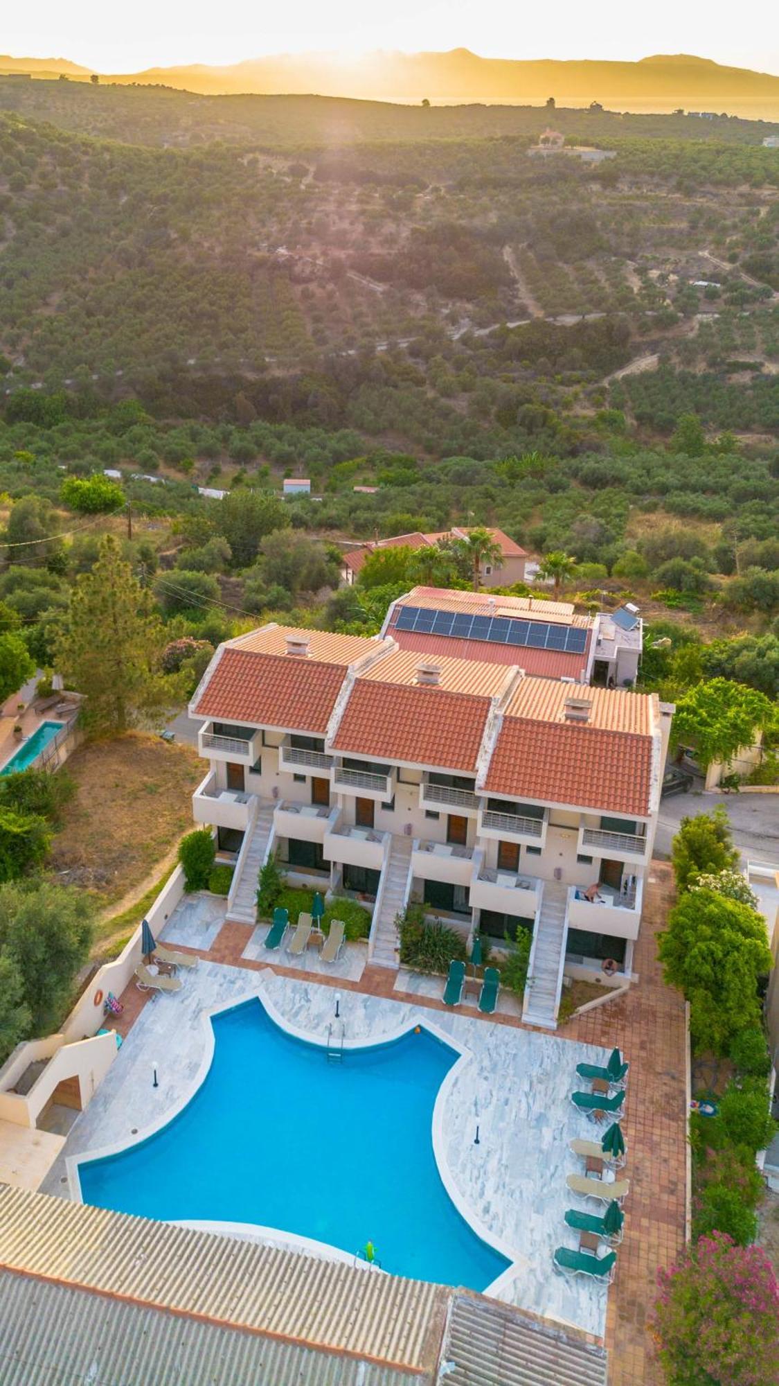 Orestis Hotel Sea View Apartments Stalós Exterior foto